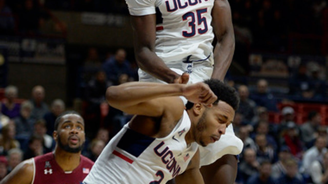 Facey scores 23 to lead UConn over Temple 73-59 (Jan 11, 2017)
